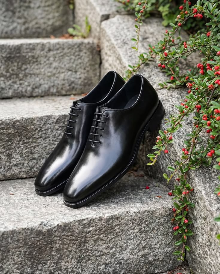 Black Leather Dominic Brogue Oxford - Italian