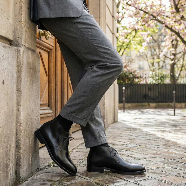 Black Leather Claudio Chukka Boot - Italian