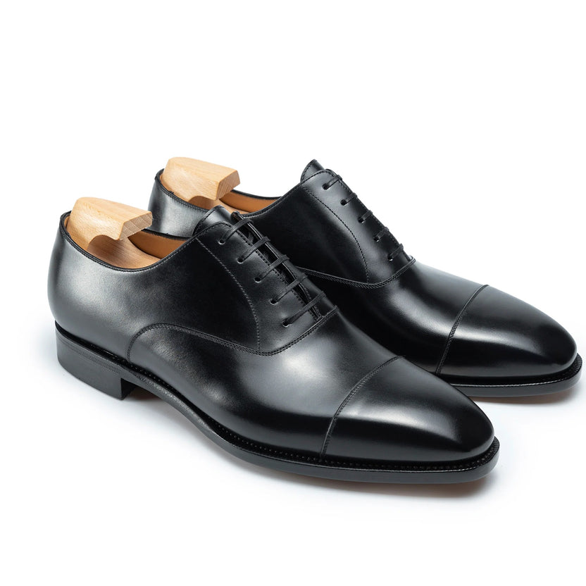 Black Leather Montaro Toe Cap Oxfords